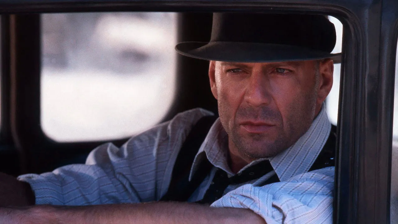 Ο τελευταίος επιζών - Cover