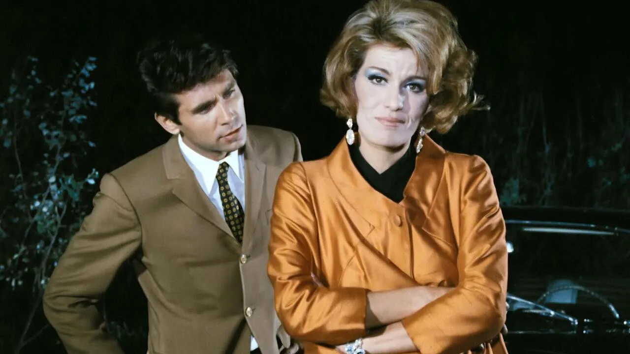 Μια Κυρία Στα Μπουζούκια - Cover