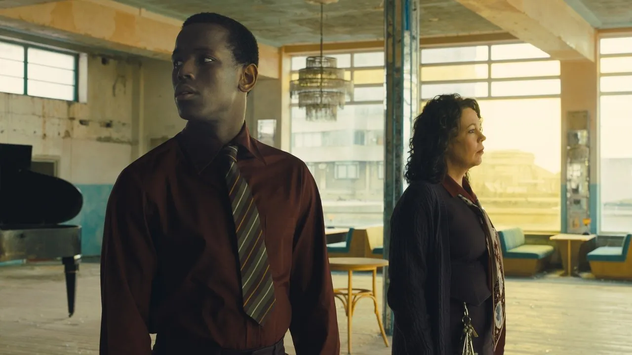 Η Αυτοκρατορία του Φωτός - Cover