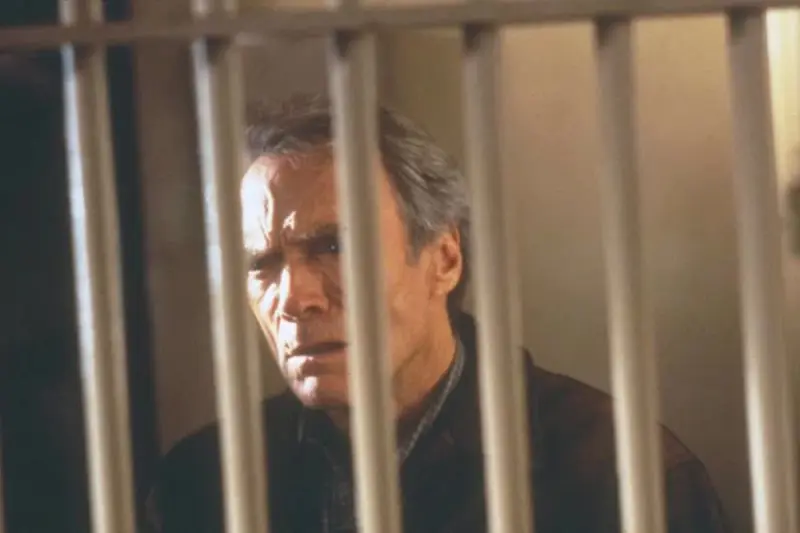 Αληθινά Εγκλήματα - Cover