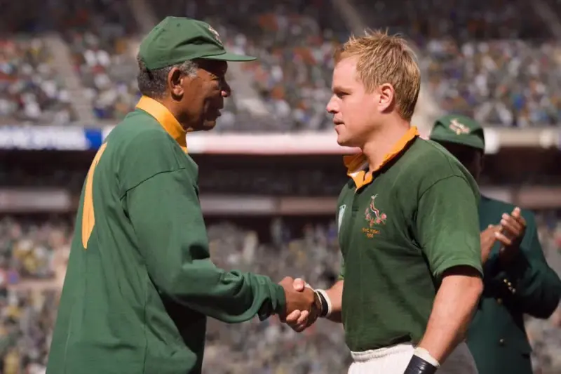 Ανίκητος - Cover