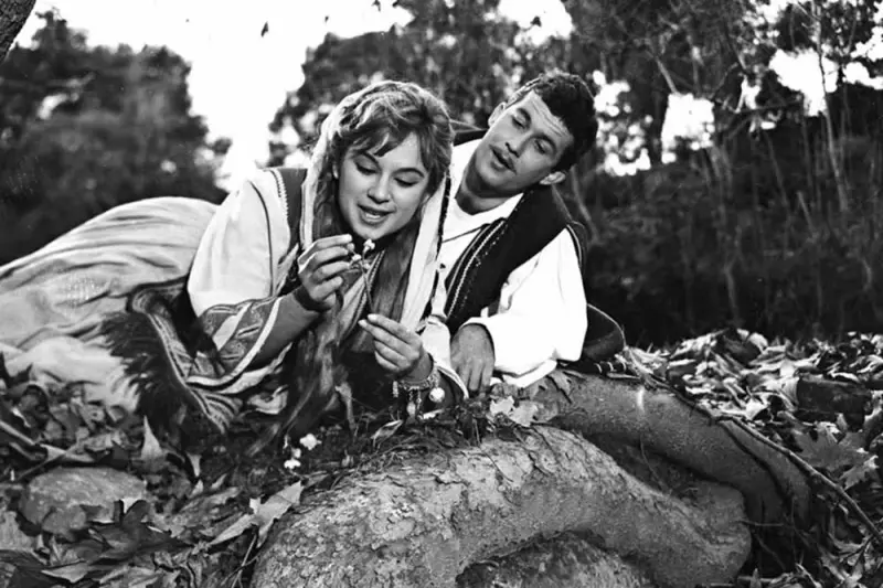 Αστέρω - Cover