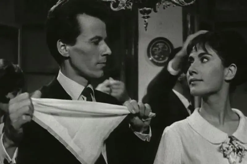 Διχασμός - Cover