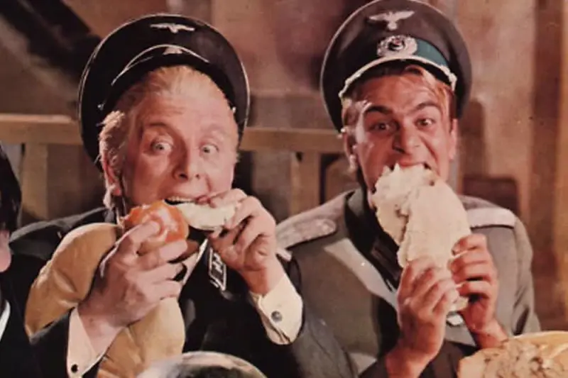 Εγώ Ρεζίλεψα τον Χίτλερ - Cover