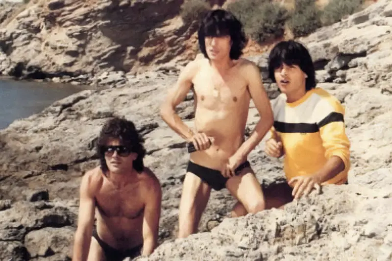 Έλα ν' Αγαπηθούμε Ντάρλινγκ - Cover