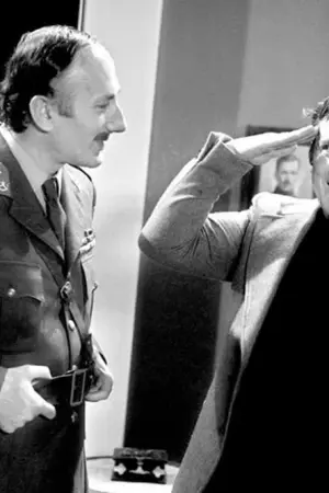 Ένα Τανκ Στο Κρεβάτι Μου - Poster