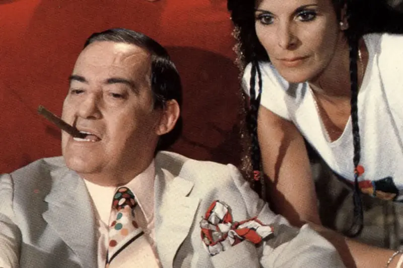 Ένας Κοντός θα μας Σώσει - Cover