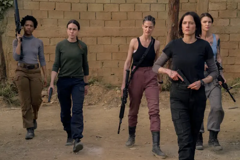 Επιχείρηση: Dirty Angels - Cover