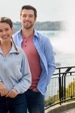 Falling in Love in Niagara - Poster