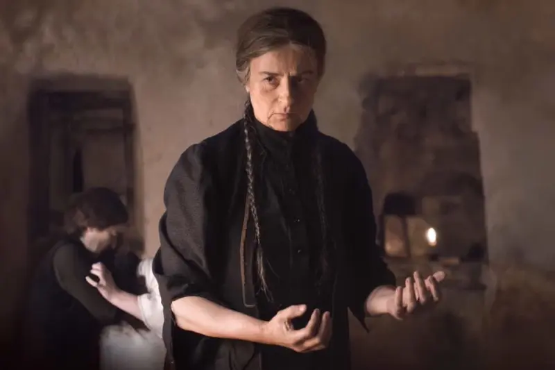 Φόνισσα - Cover