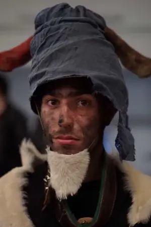 Γιατί Είναι Μαύρα τα Βουνά - Poster