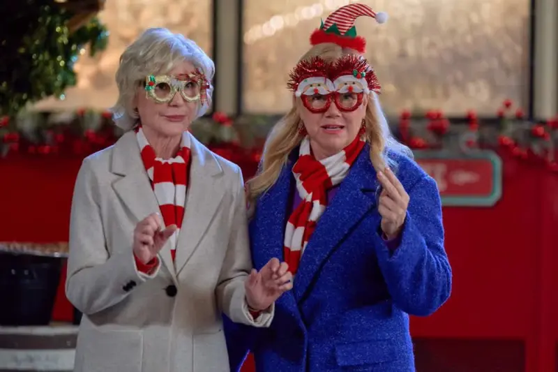 Holiday Mismatch - Cover