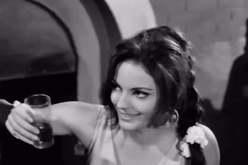 Η Αρχόντισσα του Λιμανιού - Cover