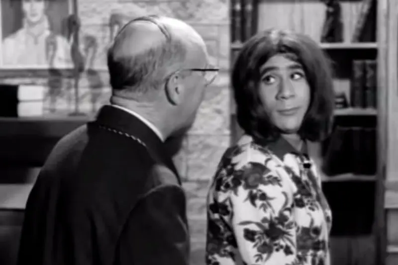 Η Κλεοπάτρα Ήταν Αντώνης - Cover