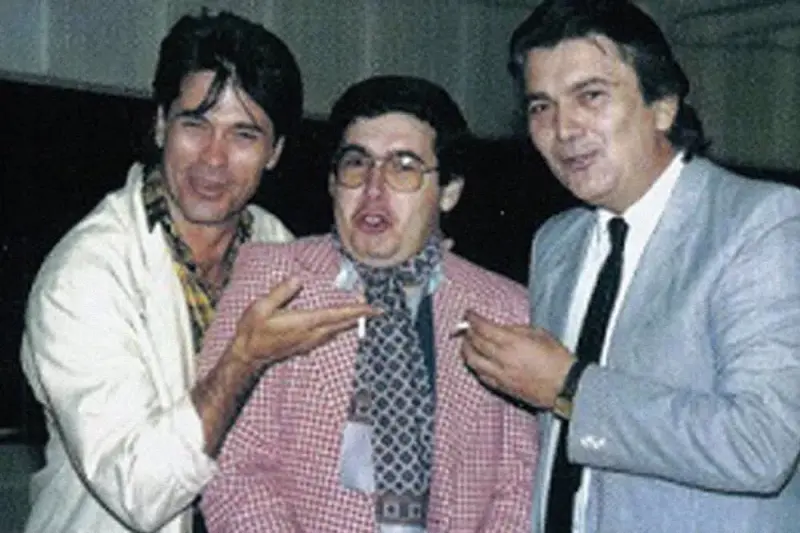 Η Κρουαζιέρα του Έρωτα - Cover