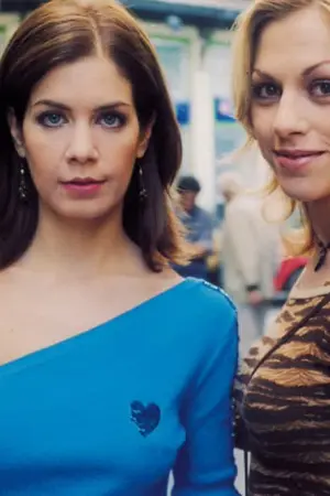 Η Λίζα και Όλοι οι Άλλοι - Poster