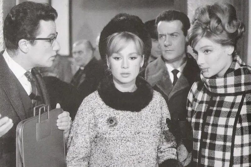 Η Σωφερίνα - Cover