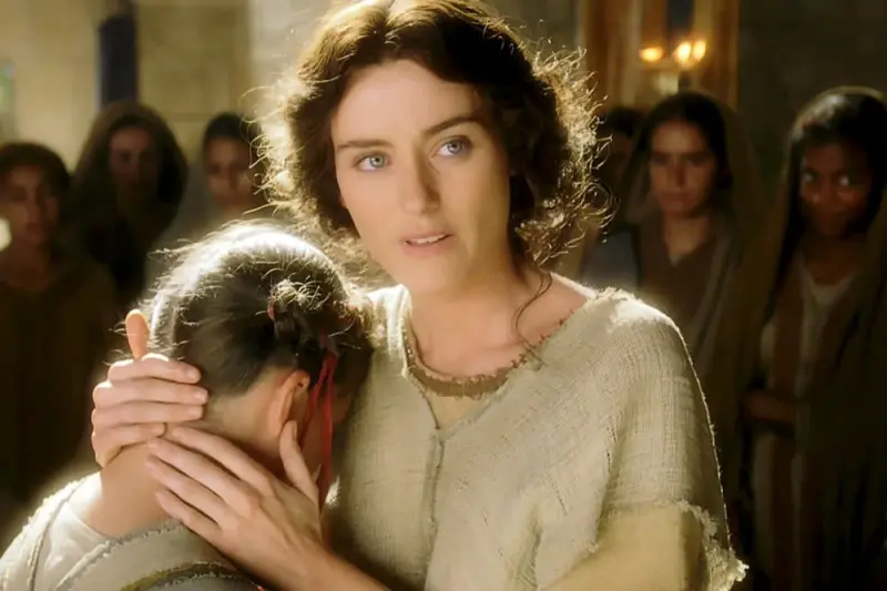 Η Βίβλος: Εσθήρ - Cover