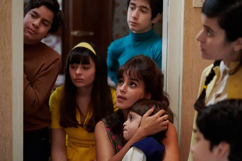 Και ο Θεός Έπλασε τη μητέρα - Cover