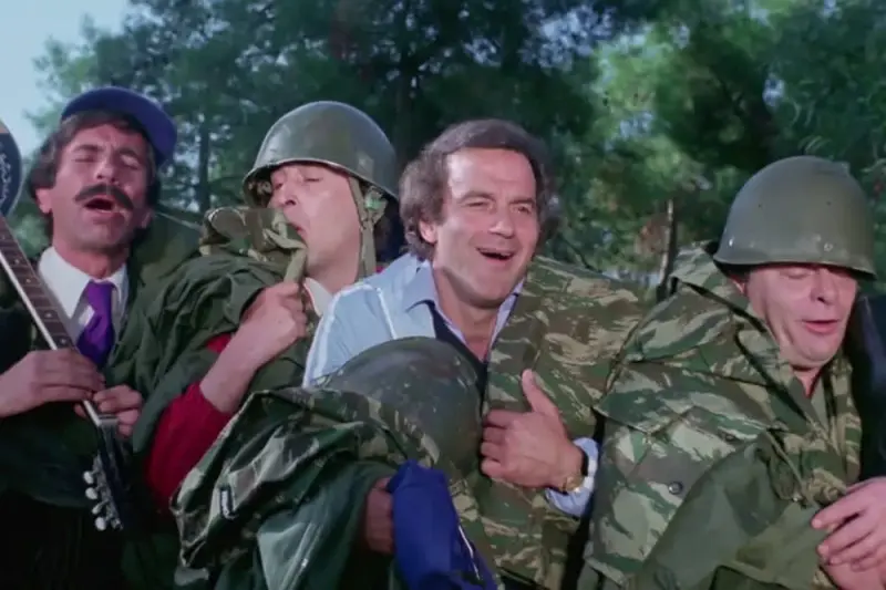 Κομάντος και Μανούλια - Cover