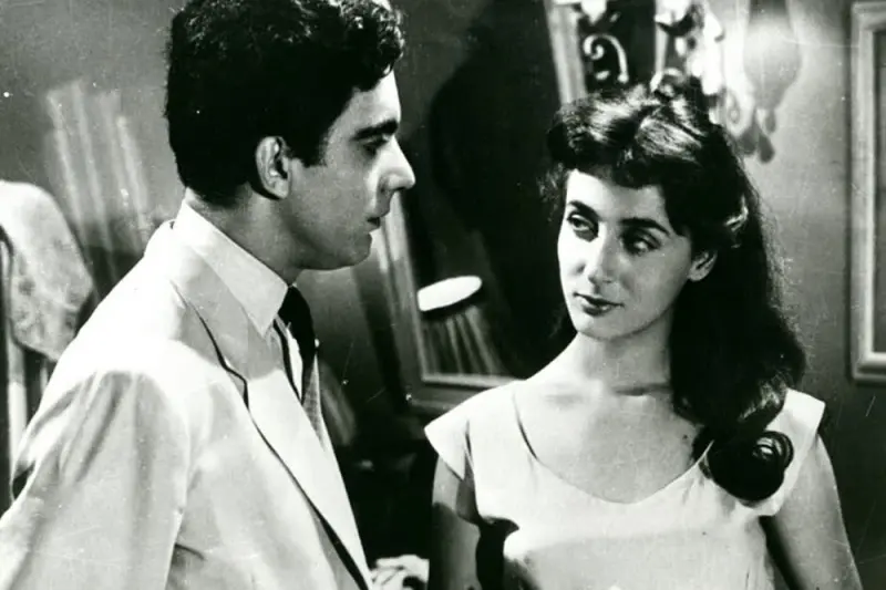 Κυριακάτικο Ξύπνημα - Cover