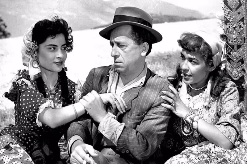 Λατέρνα, Φτώχεια και Φιλότιμο - Cover