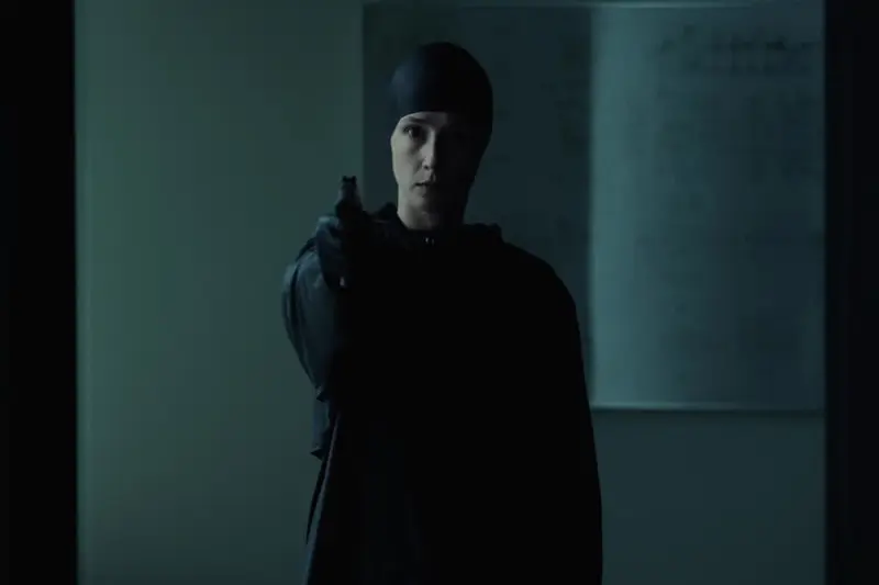 Μαύρη Φάλαινα - Cover