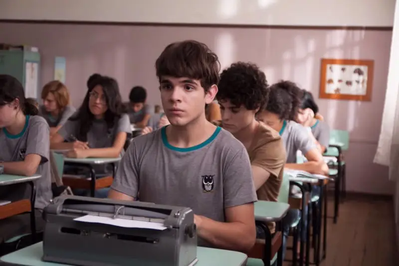 Με την Πρώτη Ματιά - Cover