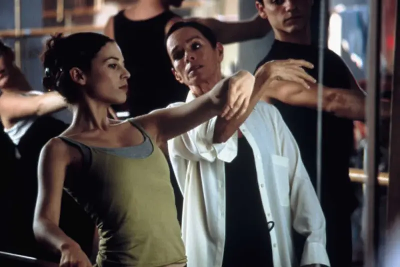 Μίλα της - Cover