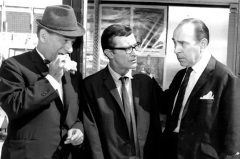 Ο Ανακατωσούρας - Cover