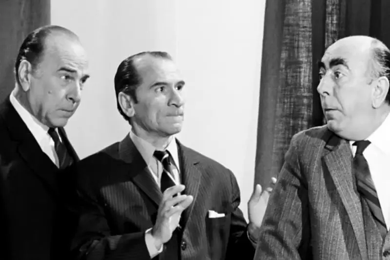 Ο Απίθανος - Cover