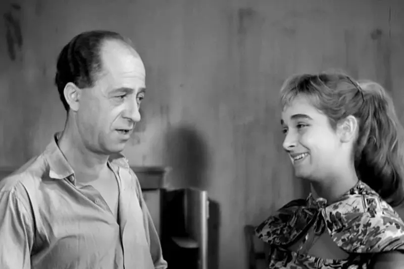 Ο Φανούρης και το Σόι του - Cover