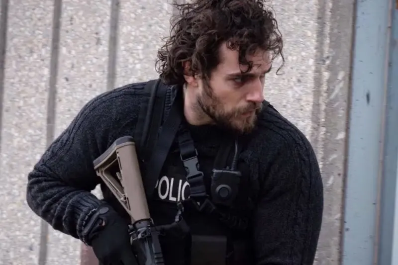 Ο Κυνηγός της Νύχτας - Cover