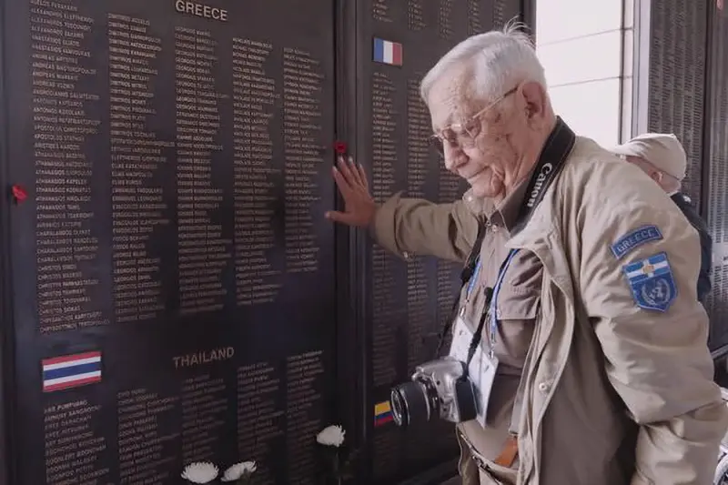 Ο Μακρύς Δρόμος για την Ιθάκη - Cover