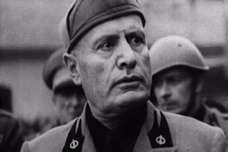 Ο Βρόμικος Πόλεμος του Μουσολίνι - Cover