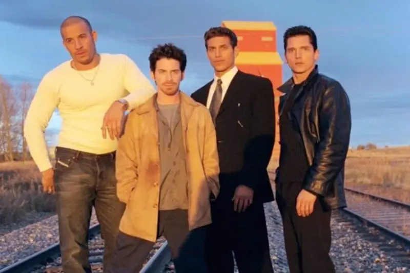 Οι Γιοι Τεσσάρων Ληστών - Cover