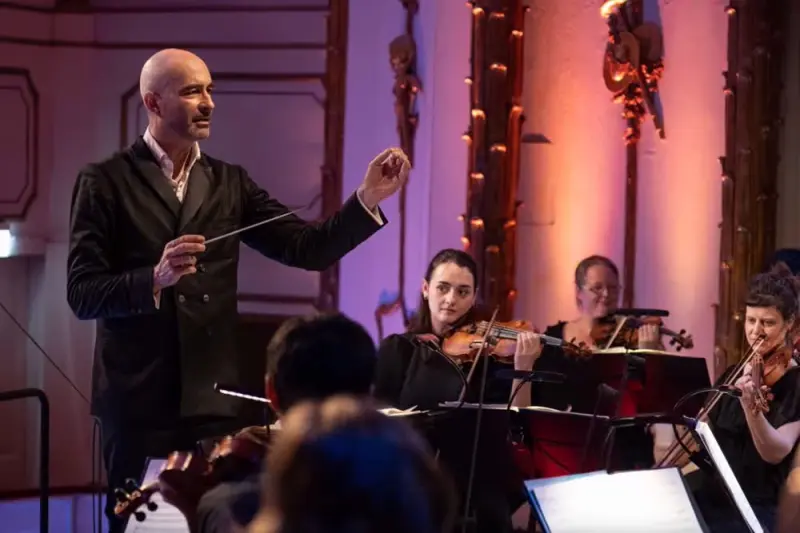 Όνειρο Καλοκαιρινής Νύχτας στο Πότσνταμ - Cover