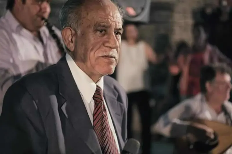 Όσον Ζης, Φαίνου - Cover