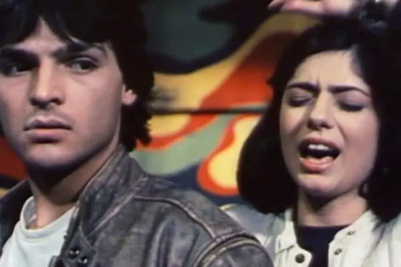 Όταν οι Ρόδες Χορεύουν - Cover