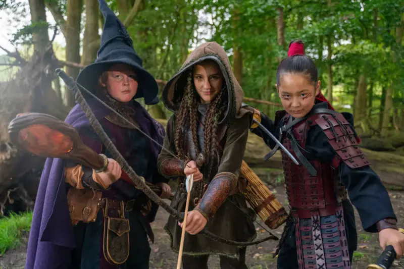 Robin and the Hoods - Cover