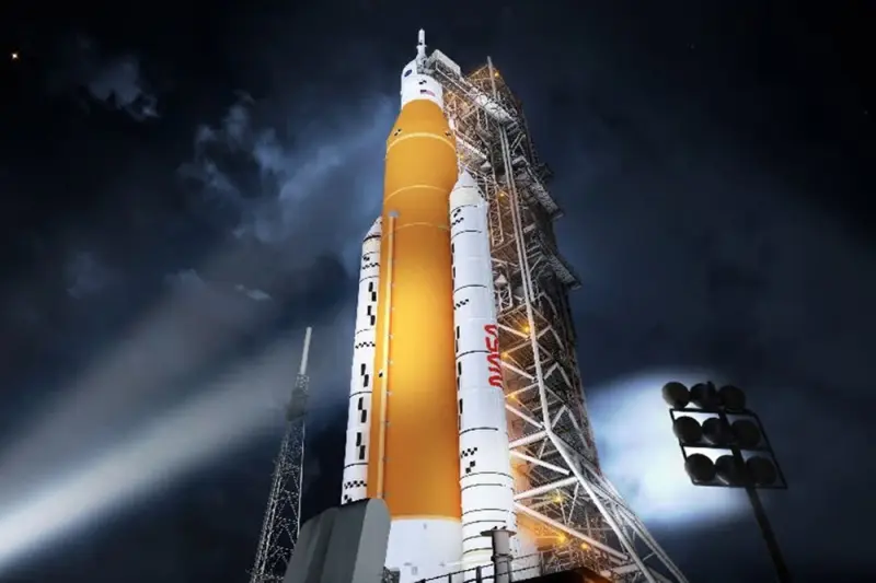 SLS: NASA's Mega Rocket - Cover