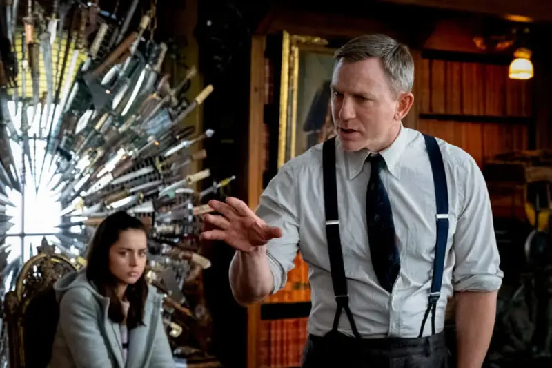 Στα Μαχαίρια - Cover