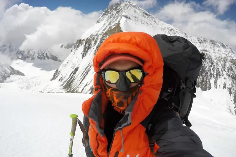 Στο Έβερεστ Χωρίς Οξυγόνο - Η Απόλυτη Έπαρση - Cover