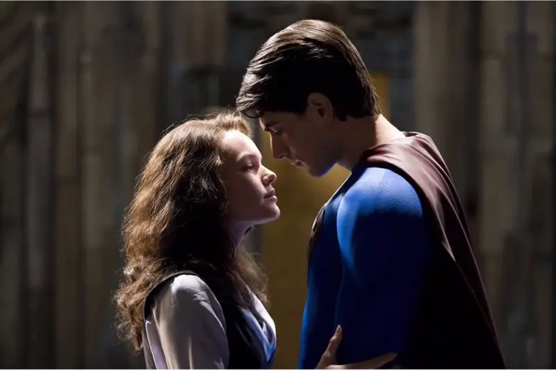 Superman: Η Επιστροφή - Cover