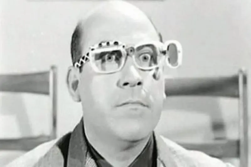 Θου Βου: Φαλακρός Πράκτωρ, Επιχείρησις Γης Μαδιάμ - Cover