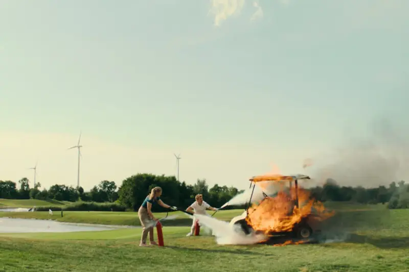 Το Παγώνι - Cover