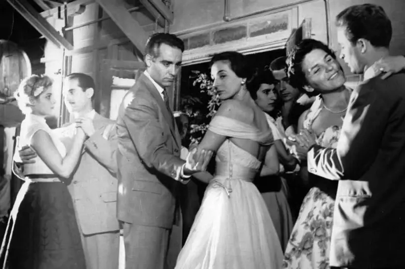 Το Τελευταίο Ψέμα - Cover