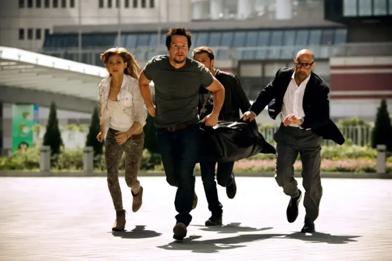 Transformers 4: Εποχή Αφανισμού - Cover