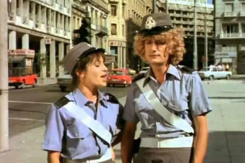 Τροχονόμος Βαρβάρα - Cover