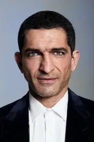 Αμρ Γουακέντ